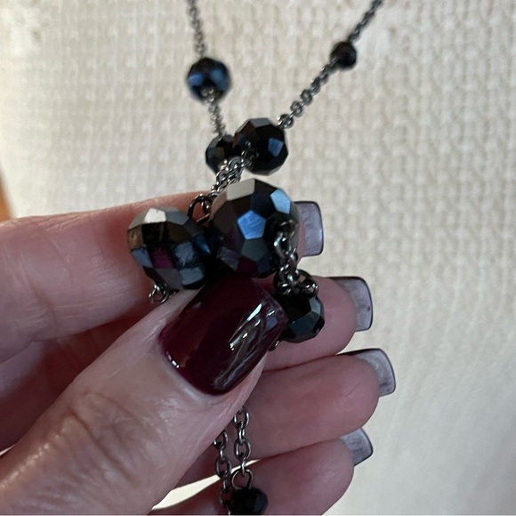 Signed ALDO Long Flapper Style Black AB Crystal & Gun Metal Chain - Picture 6 of 10